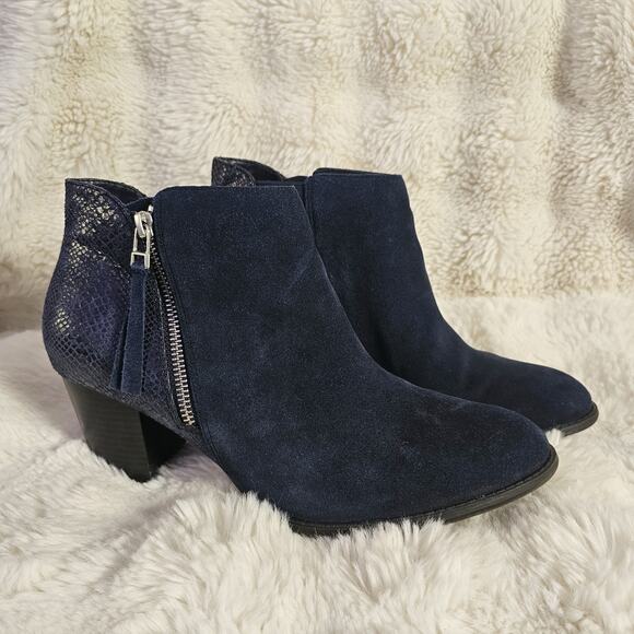 NwoT Vionic Anne Ankle Boots Suede Comfort Snakeskin Embossed Women Sz 11 Blue - Picture 1 of 8